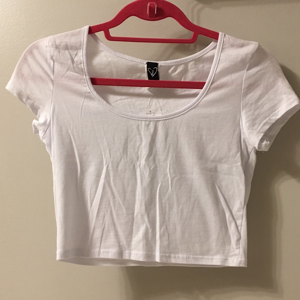 White plain crop top